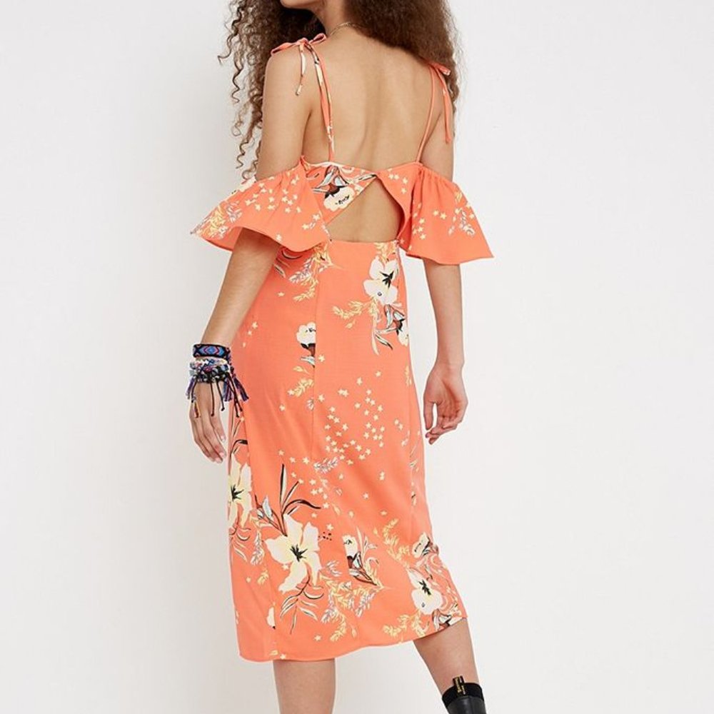 UO Boardwalk Off-The-Shoulder Midi Dress - Picture 2 of 10